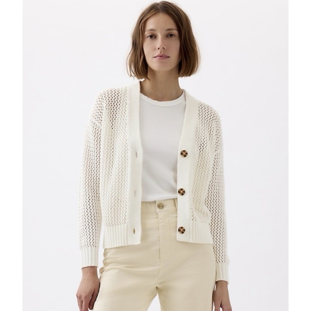 GAP Crochet Cropped Cardigan Sweater V-Neck Open Knit Tortoise She'll Buttons M - Picture 9 of 10
